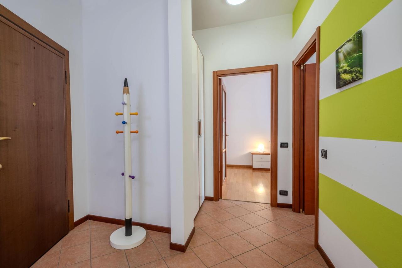 Isa Center - Leonardo Accademy - Mxp - Lakes Sesto Calende Εξωτερικό φωτογραφία