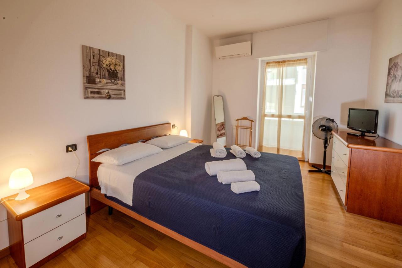 Isa Center - Leonardo Accademy - Mxp - Lakes Sesto Calende Εξωτερικό φωτογραφία
