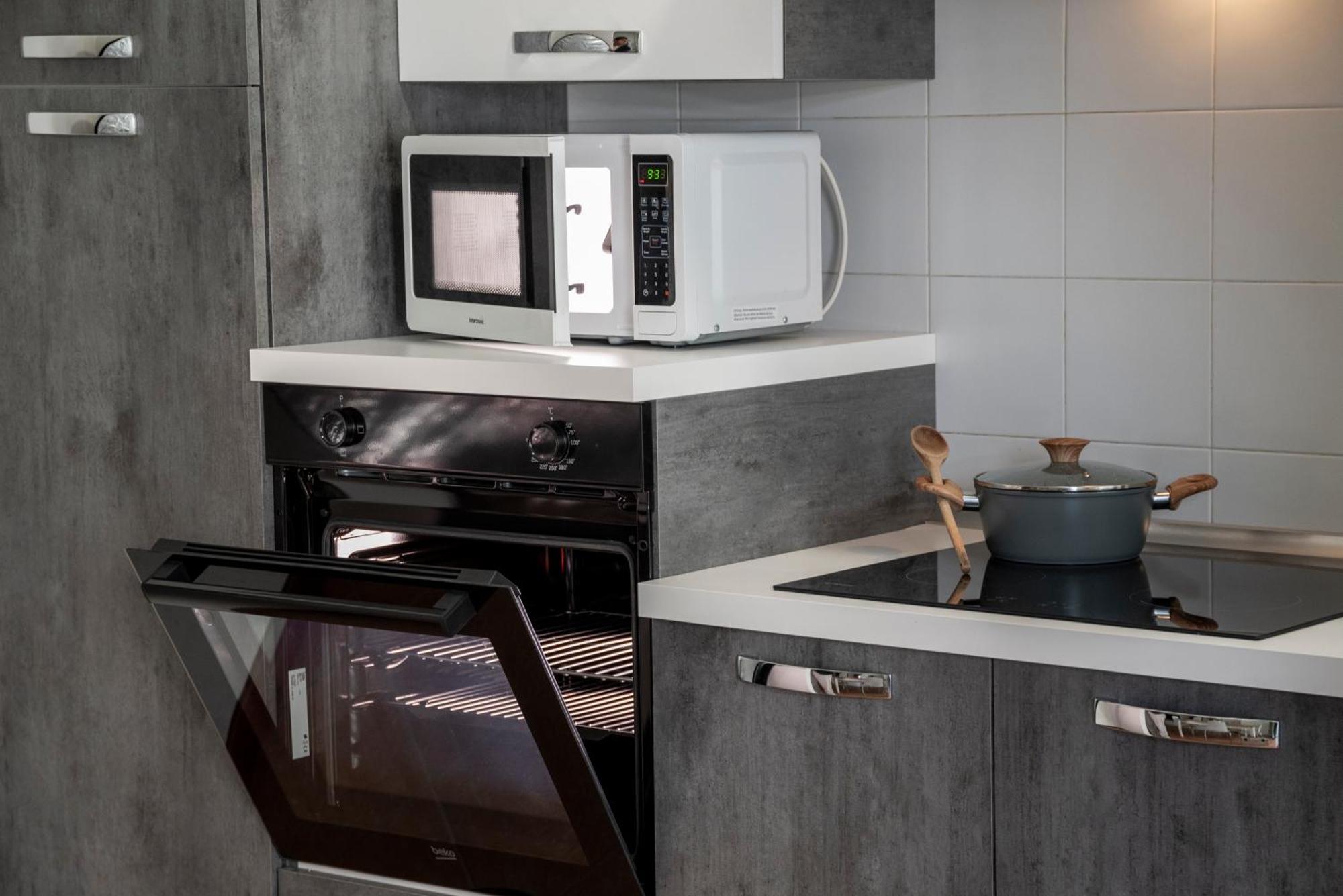 Isa Center - Leonardo Accademy - Mxp - Lakes Sesto Calende Εξωτερικό φωτογραφία